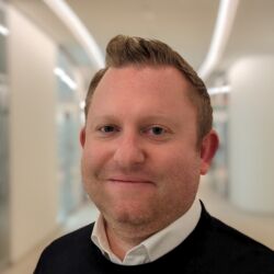 Dr. Oliver Zuchowski